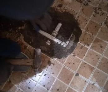 西乡塘卫生间漏水维修公司为您分享下卫生间渗水如何处理及注意事项